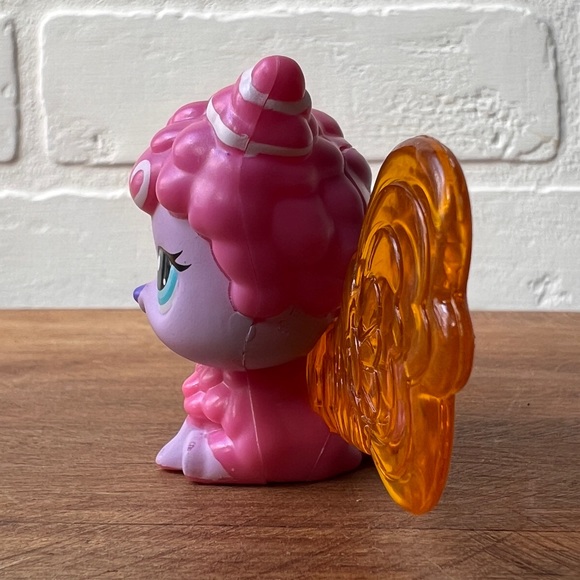 LPS Littlest Pet Shop Fairy With Glowing Wings - Picture 4 of 7